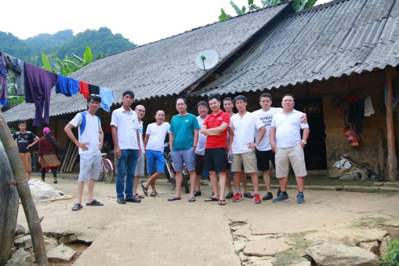 Flower Hmong Homestay Bac Ha  Exterior photo