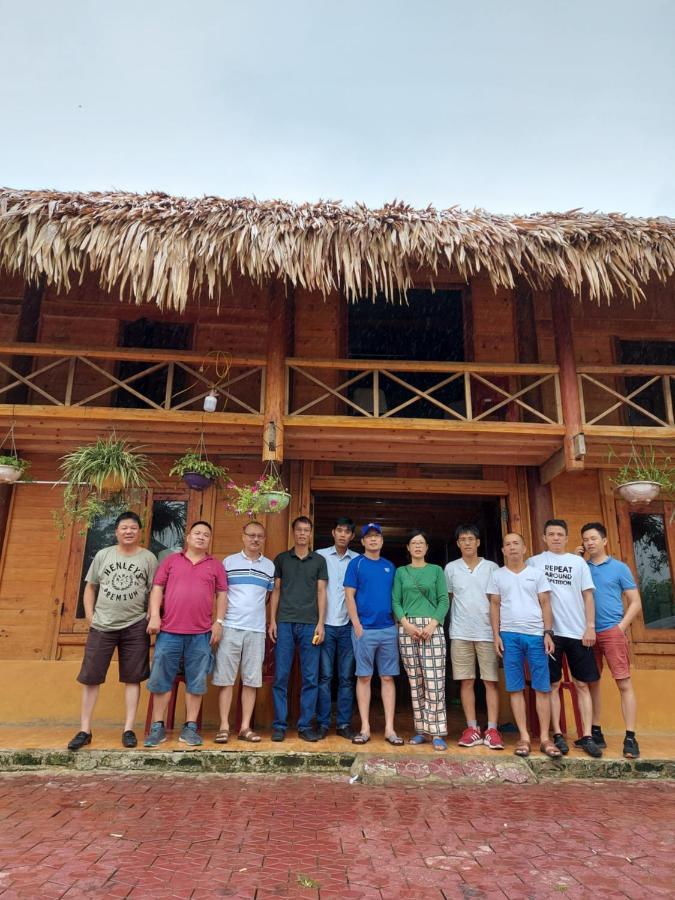 Flower Hmong Homestay Bac Ha  Exterior photo