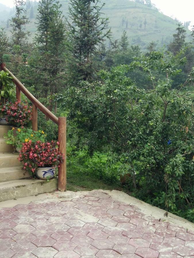 Flower Hmong Homestay Bac Ha  Exterior photo