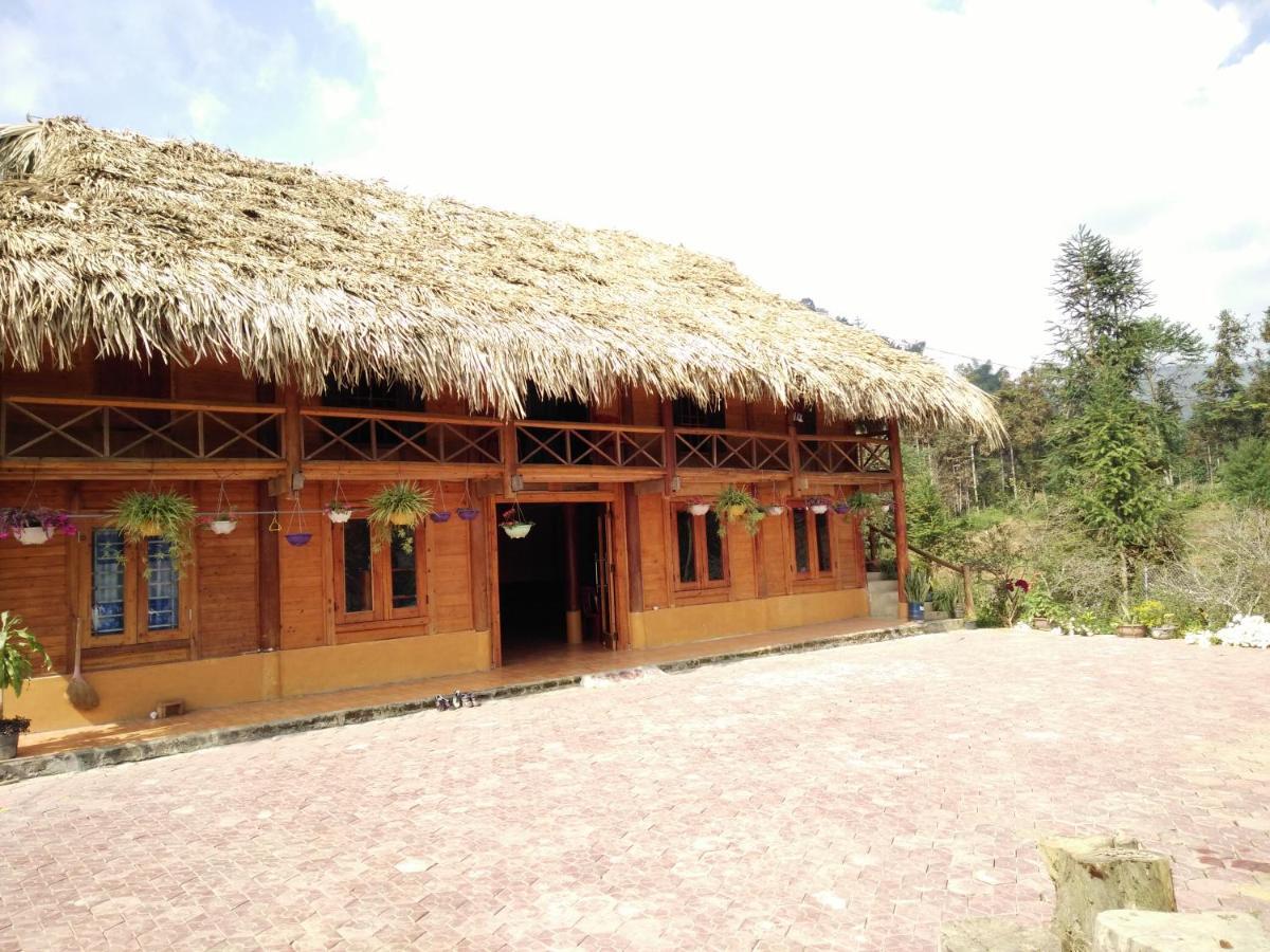 Flower Hmong Homestay Bac Ha  Exterior photo